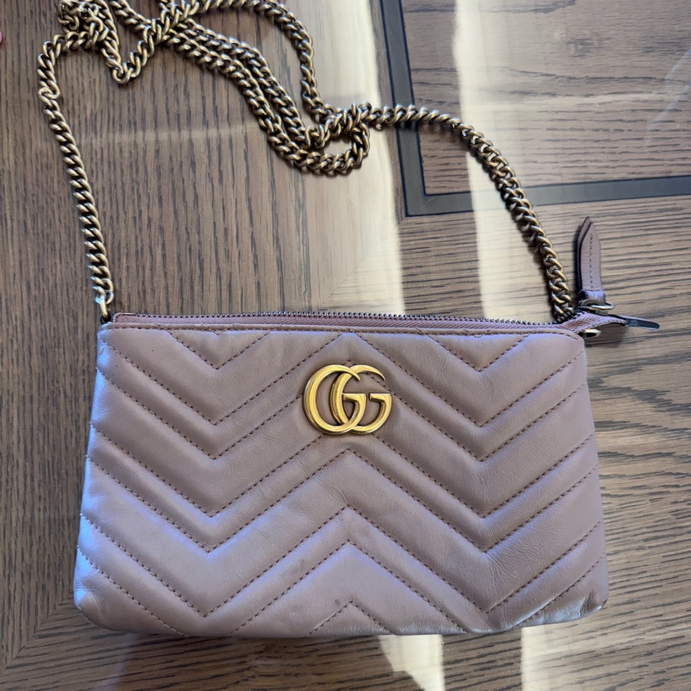 Authentic Gucci GG Marmont Matelassé Small Shoulder / Crossbody Bag